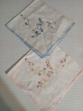 Embroidered Flowers hankies, set of 2, vintage