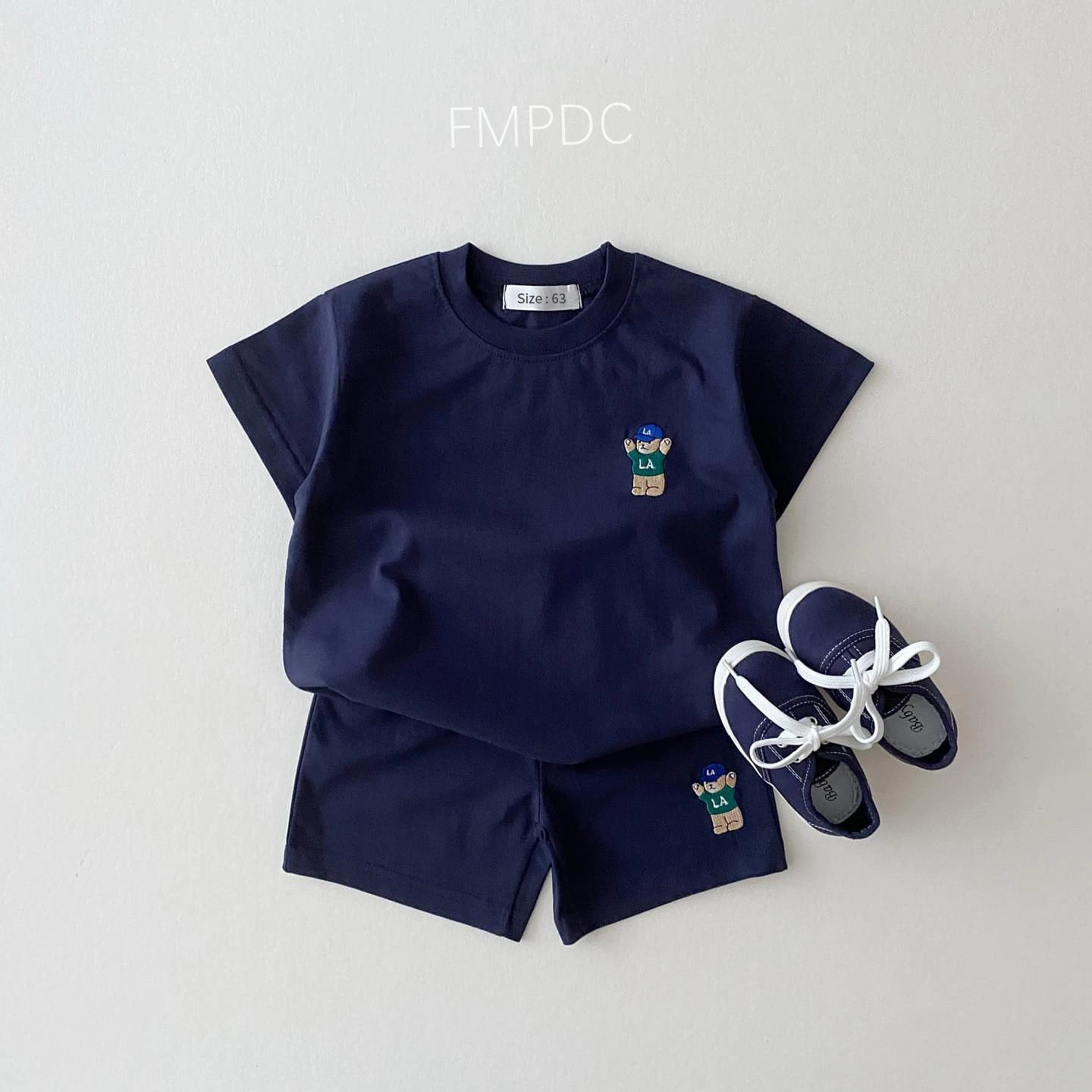 2023 summer korea baby boys suit embroidered bear badge tees t shirts+loose shorts girls 2pcs casul infant sets toddler clothes 2023 summer korea baby boys suit embroidered bear badge tees t shirts+loose shorts girls 2pcs casul infant sets toddler clothes