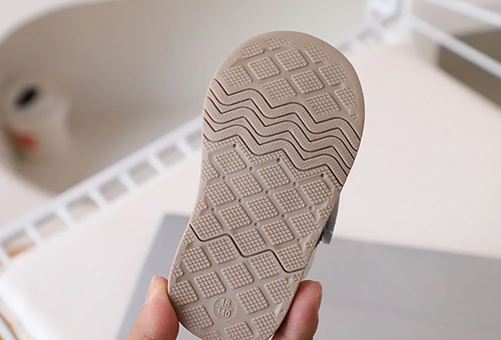 2025 fashion toddler shoes for baby pu leather infant girl's sneakers soft soled ergonomics newborn boy's sport shoes first step 2025 fashion toddler shoes for baby pu leather infant girl's sneakers soft soled ergonomics newborn boy's sport shoes first step